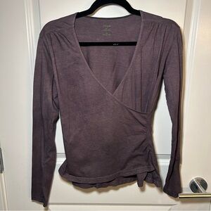 Mountain Equipment Coop 100% Organic Cotton Wrap Long Sleeve Shirt Size M